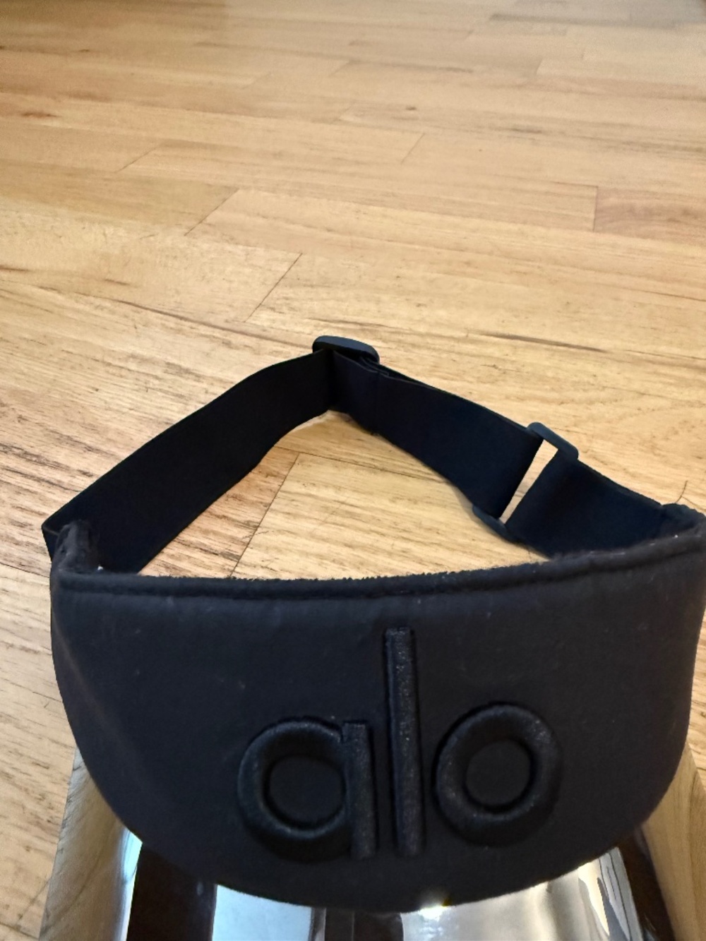 Alo Yoga Solar Visor Reflective Black Adjustable Performance Sun Visor - Picture 2 of 4